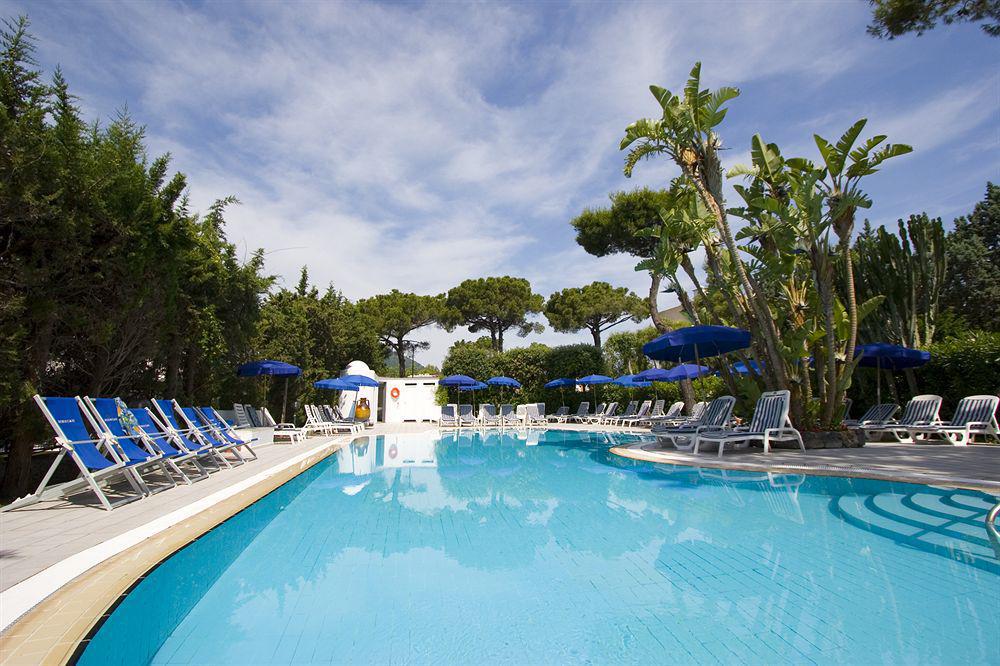 Hermitage Resort & Thermal Spa Isquia Facilidades foto