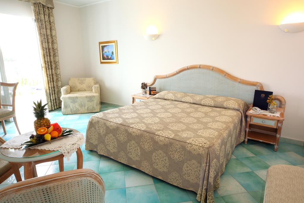 Hermitage Resort & Thermal Spa Isquia Exterior foto
